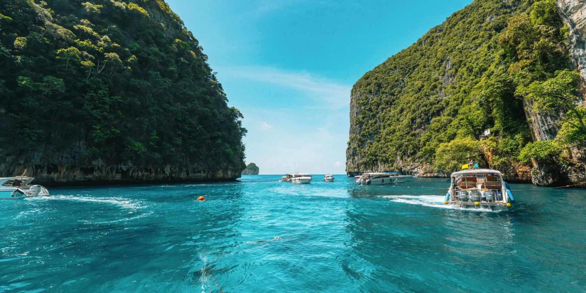discover why krabi is a popular destination for malaysian muslim travelers with halal food muslim friendly services and comfortable island experiences